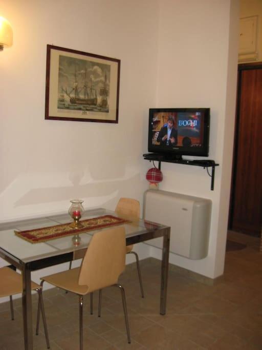 Vivilo Collection - Opera Teather Apartment - Very Central Roma Eksteriør bilde