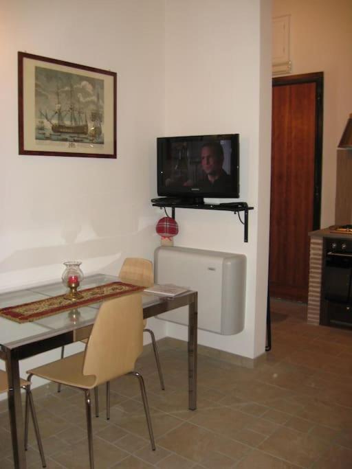 Vivilo Collection - Opera Teather Apartment - Very Central Roma Eksteriør bilde